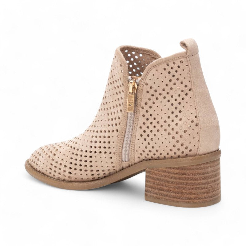 BOTIN CAMPERO CALADO BEIGE 143961