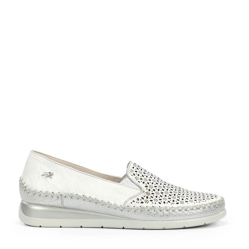 MOCASIN COPETE CALADO BLANCO F2144