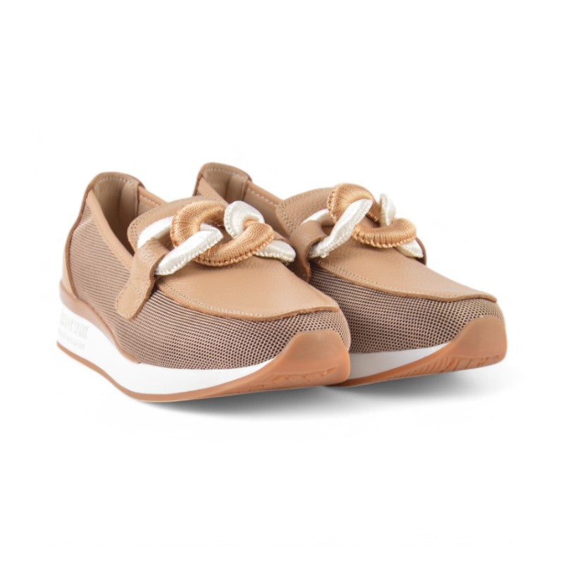 MOCASIN CADENA REJILLA BEIGE VANITY011
