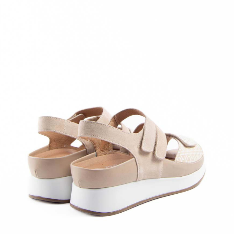 SANDALIA TIRAS VELCRO BEIGE 250424