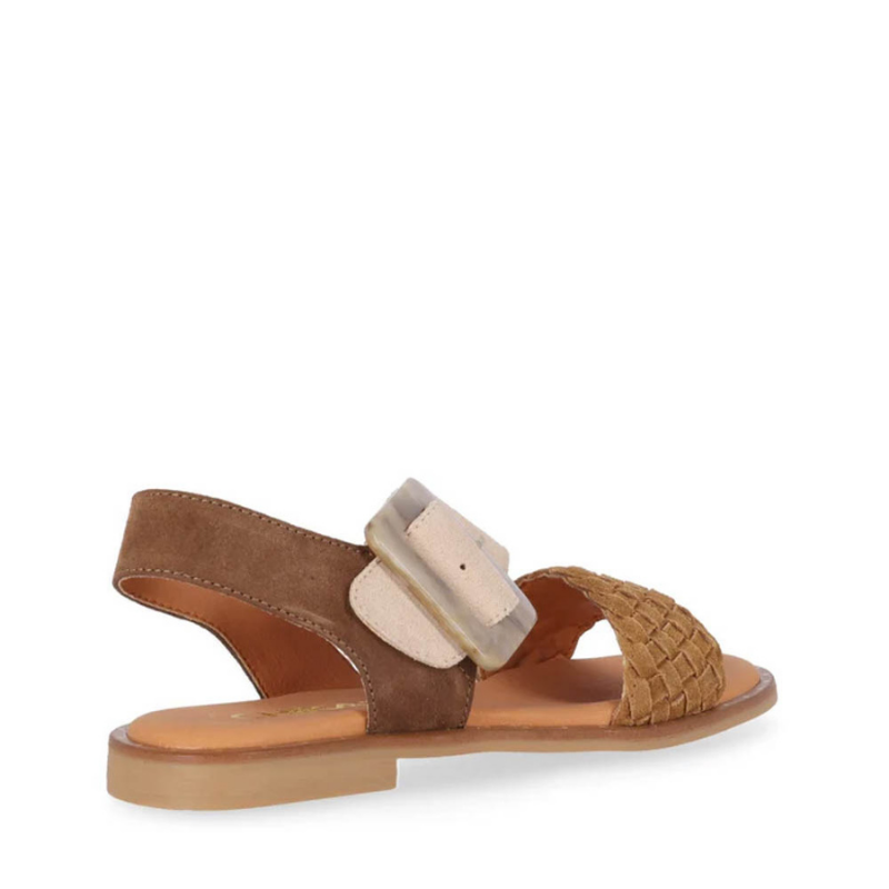 SANDALIA HEBILLA TRENZA MARRON MUSAKA10