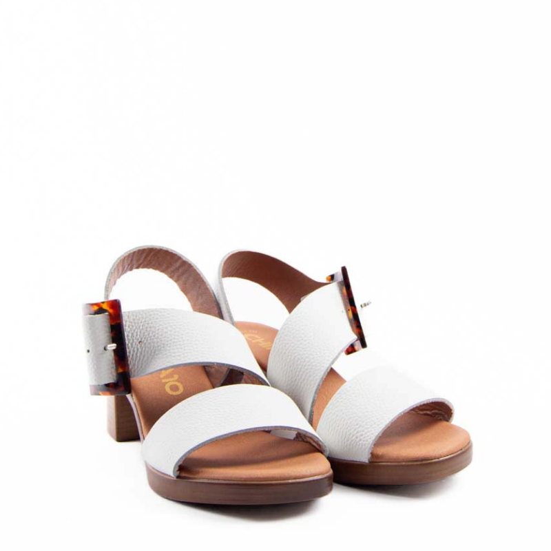 SANDALIA TACON HEBILLA BLANCO NEWGOTICA9