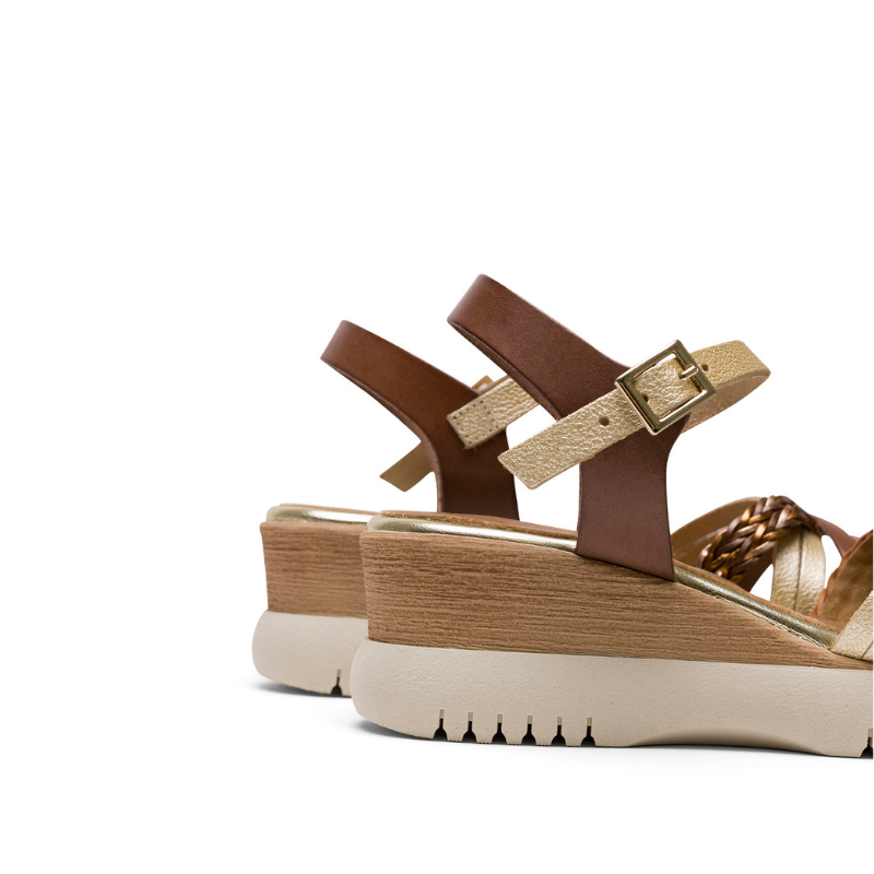 SANDALIA TIRA TRENZADA TAUPE ORO 3156