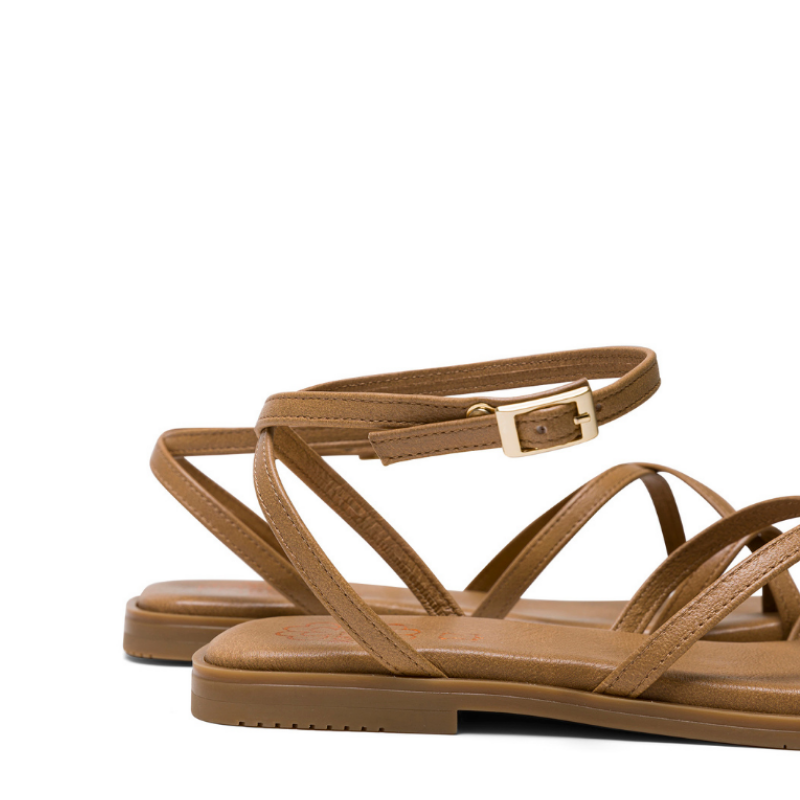 SANDALIA TIRAS DEDO TAUPE