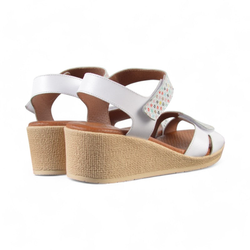SANDALIA VELCROS PUNTOS BLANCO 25132