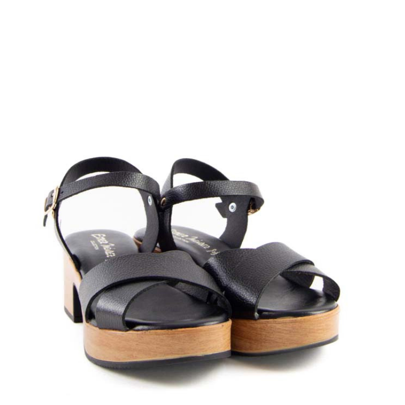 SANDALIA PALA CRUZADA NEGRO 495