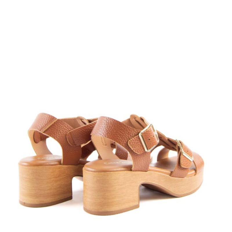 SANDALIA HEBILLAS CUERO  402