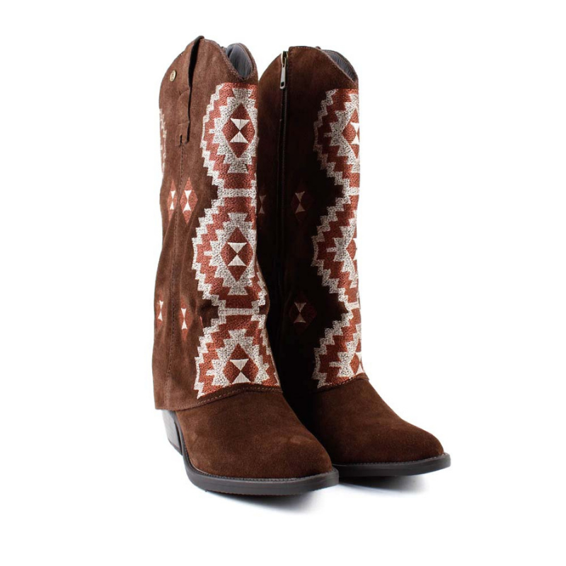 BOTA BORDADOS MOKA SS834