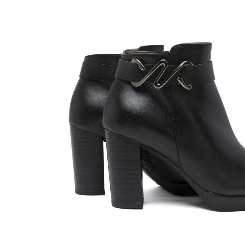 BOTIN APLIQUE NEGRO 6956