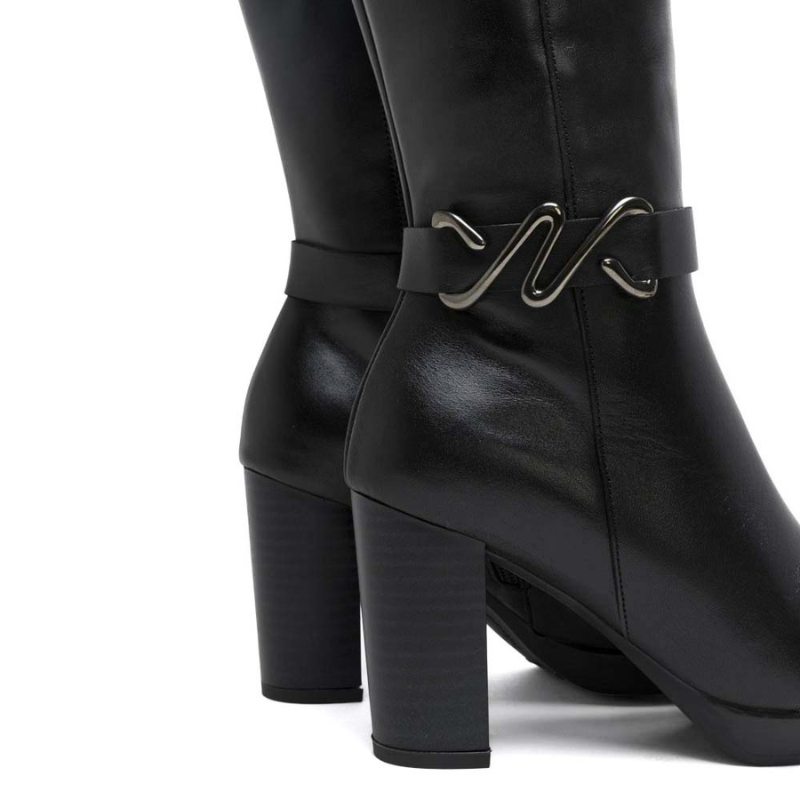 BOTA APLIQUE NEGRO 6955