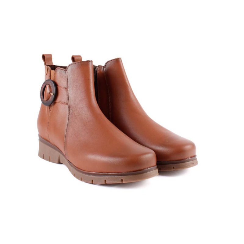 BOTIN HEBILLA MADERA CUERO 2389