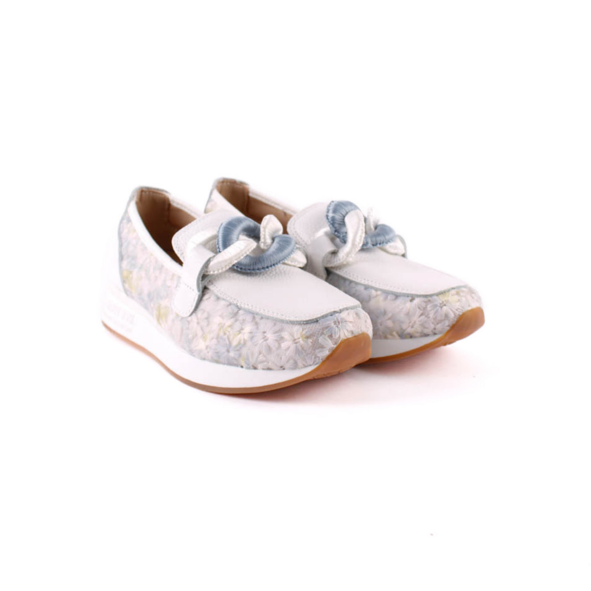 MOCASIN FLORES BLANCO VANITY011