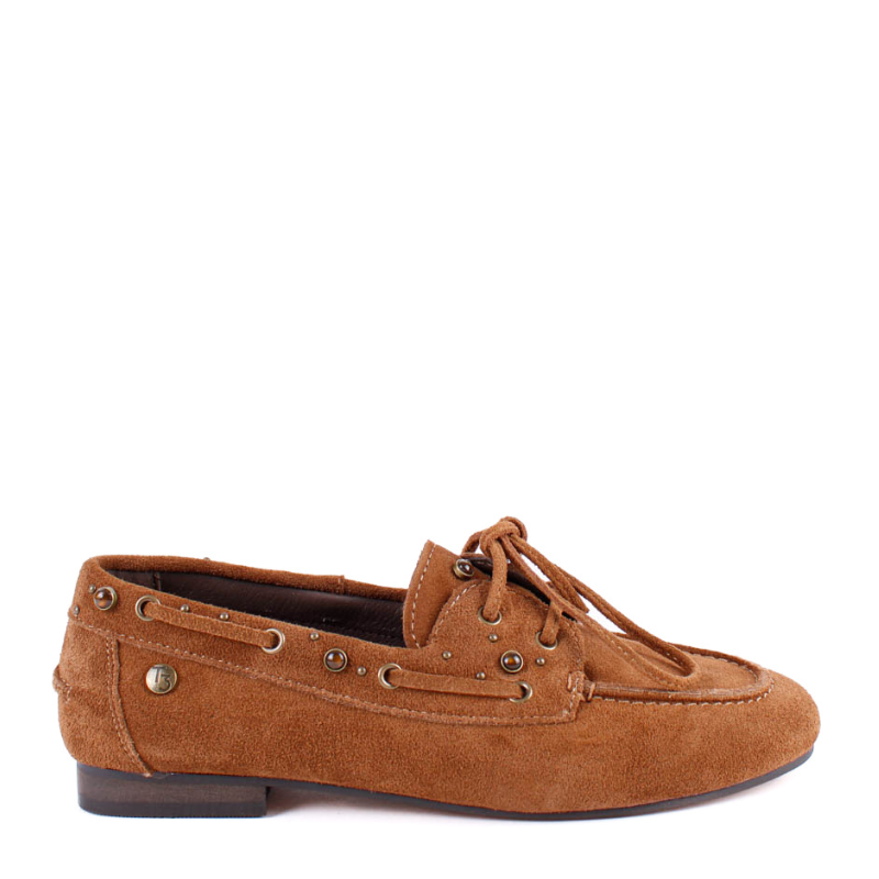MOCASIN LAZO TACHAS CAMEL SA1842