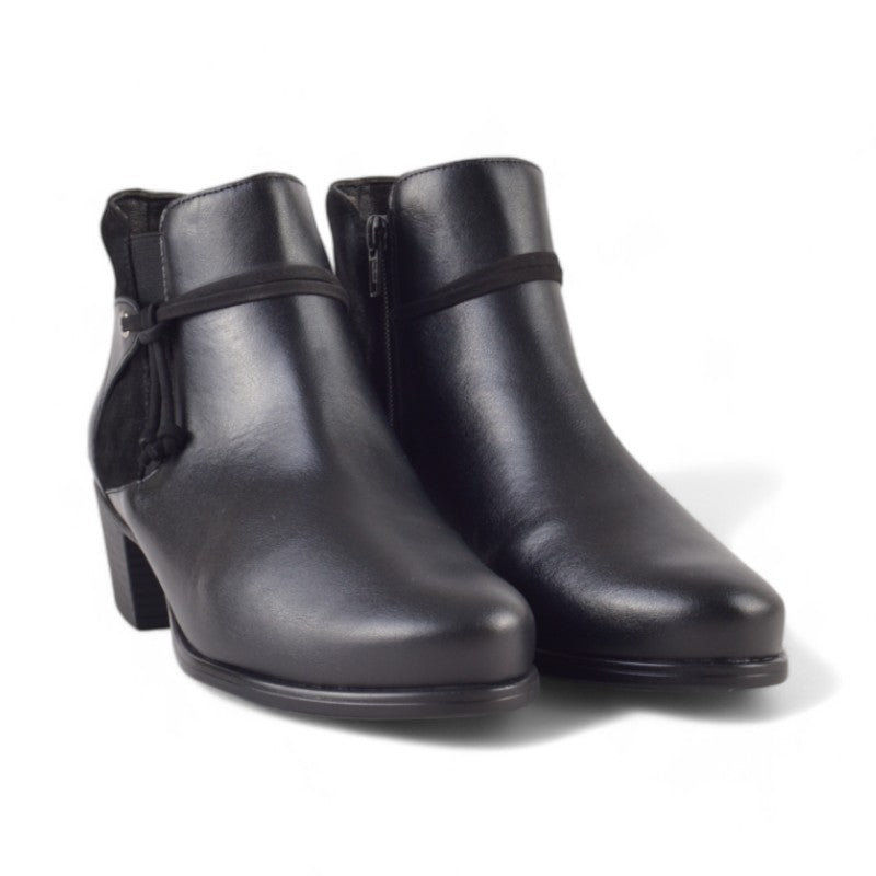 BOTIN ADORNO CUERDA NEGRO NEUS22