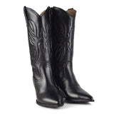 BOTA CAMPERA BORDADA NEGRO 6100