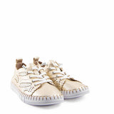 SNEAKER TROQUELADA PLATINO CRETA014