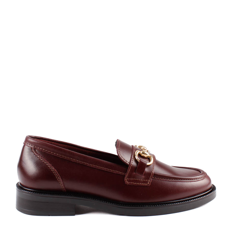 MOCASIN ADORNO METALICO BURDEOS 4844